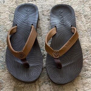 Reef Brown and Black Sandals Flip Flops